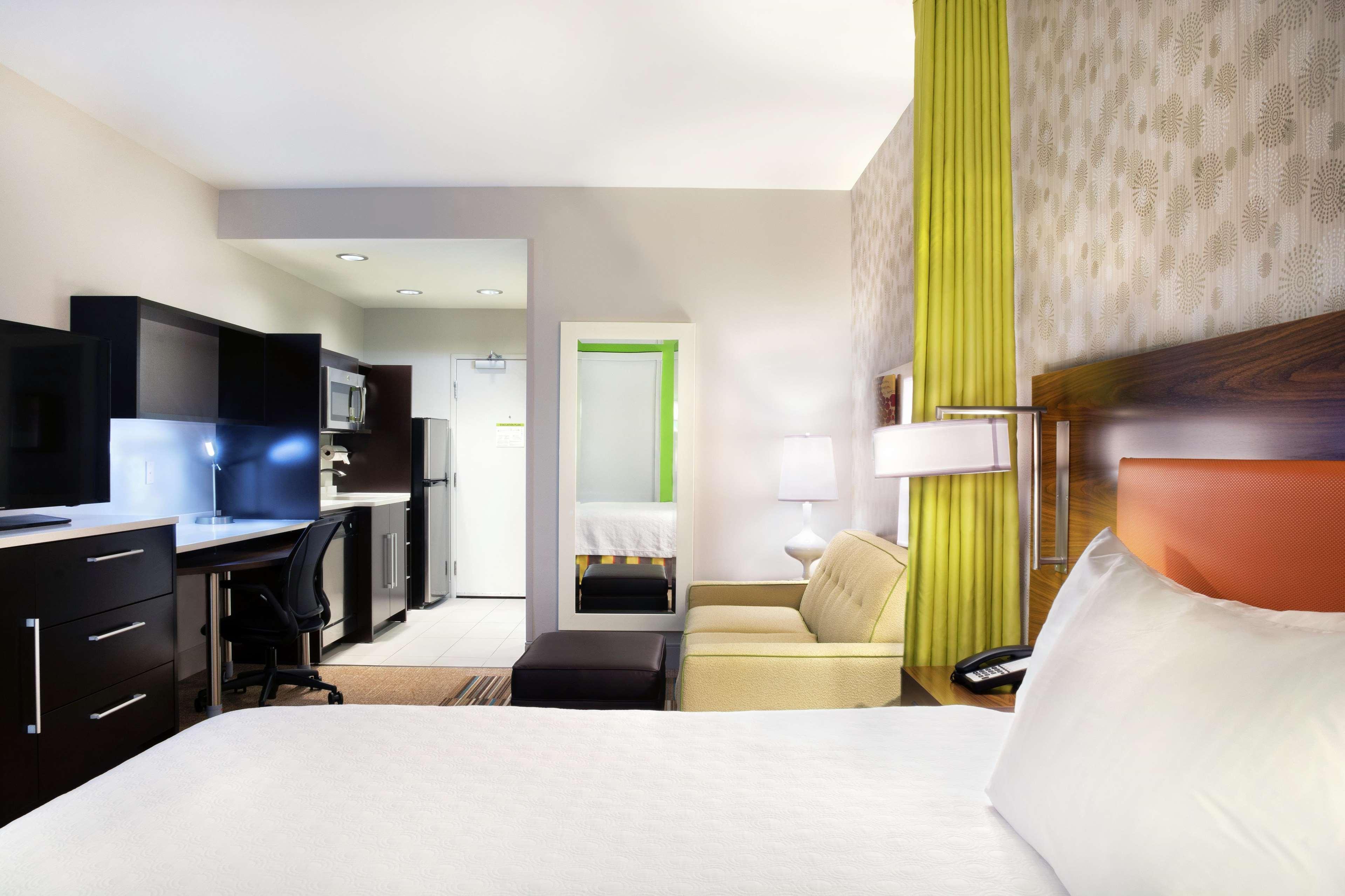 Home2 Suites By Hilton Indianapolis Greenwood Екстер'єр фото
