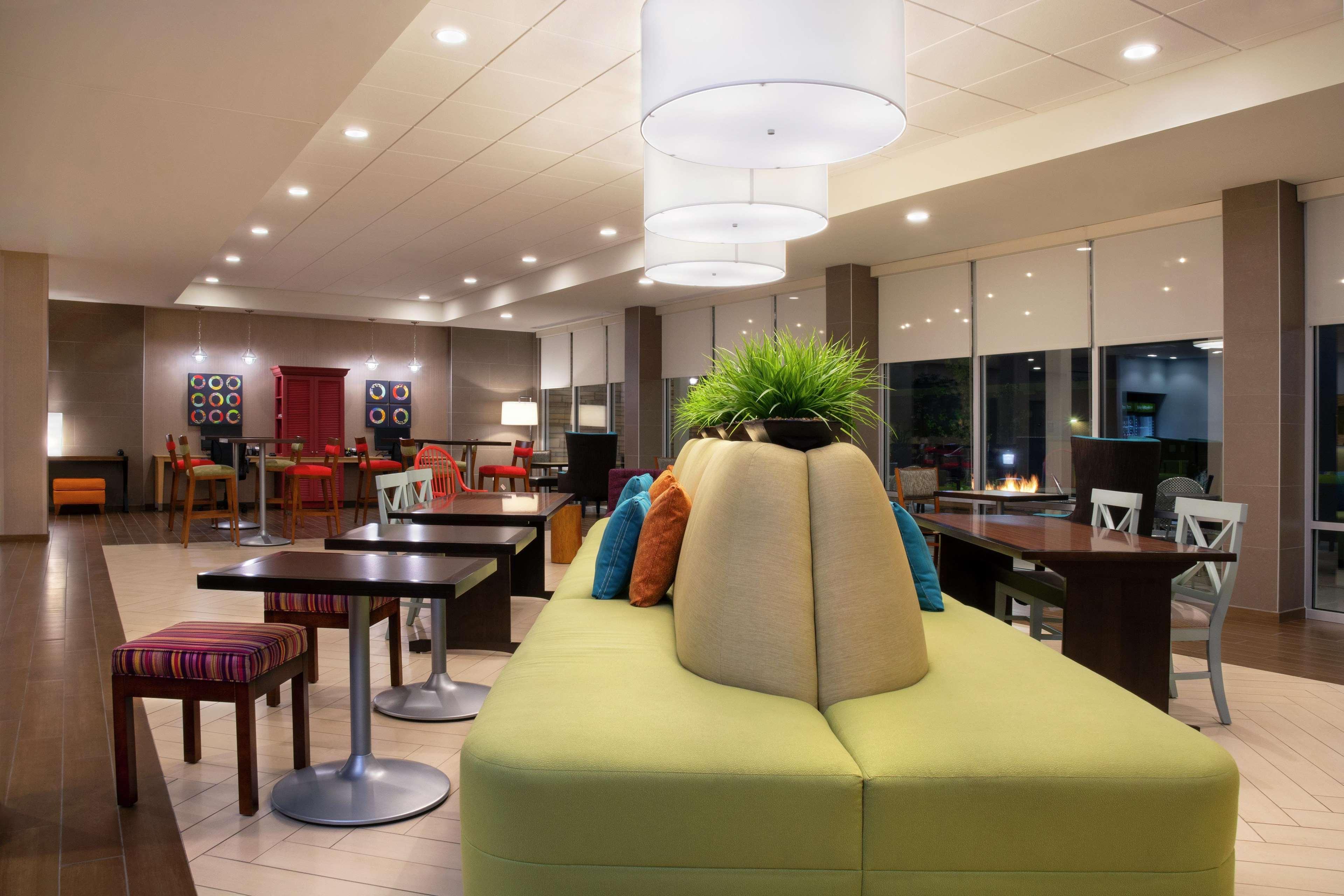 Home2 Suites By Hilton Indianapolis Greenwood Екстер'єр фото
