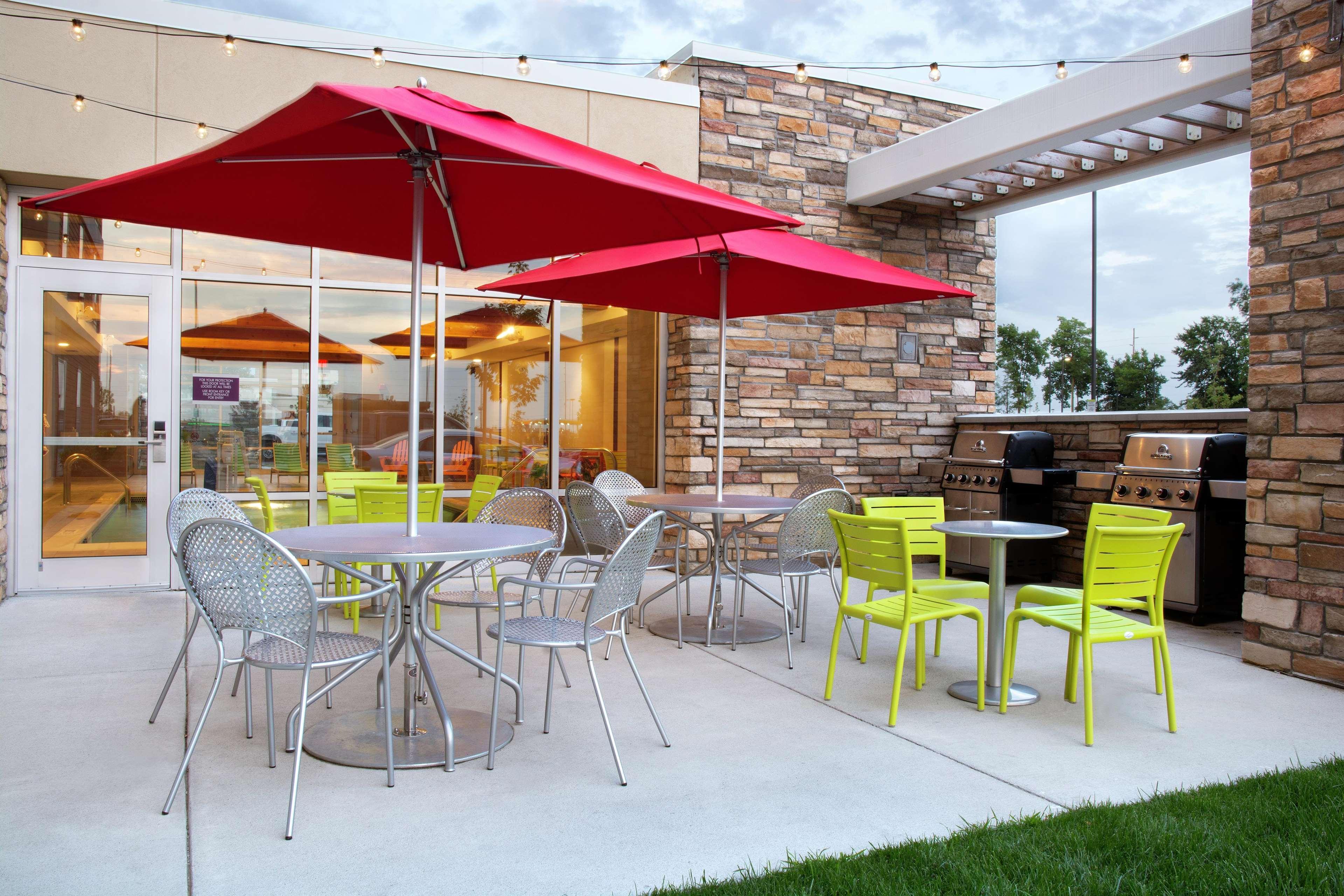 Home2 Suites By Hilton Indianapolis Greenwood Екстер'єр фото